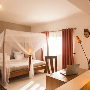 la-residence.hotelsdakar.com/